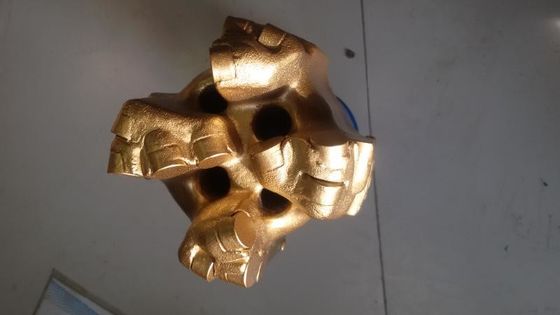 আইডিএসি কোড জি 4456 হাই / এম 4২২ এর জন্য পিডিসি ড্রিল বিট রোল ড্রিলিং টুলস মসৃণ ডিজাইনের গার্ড